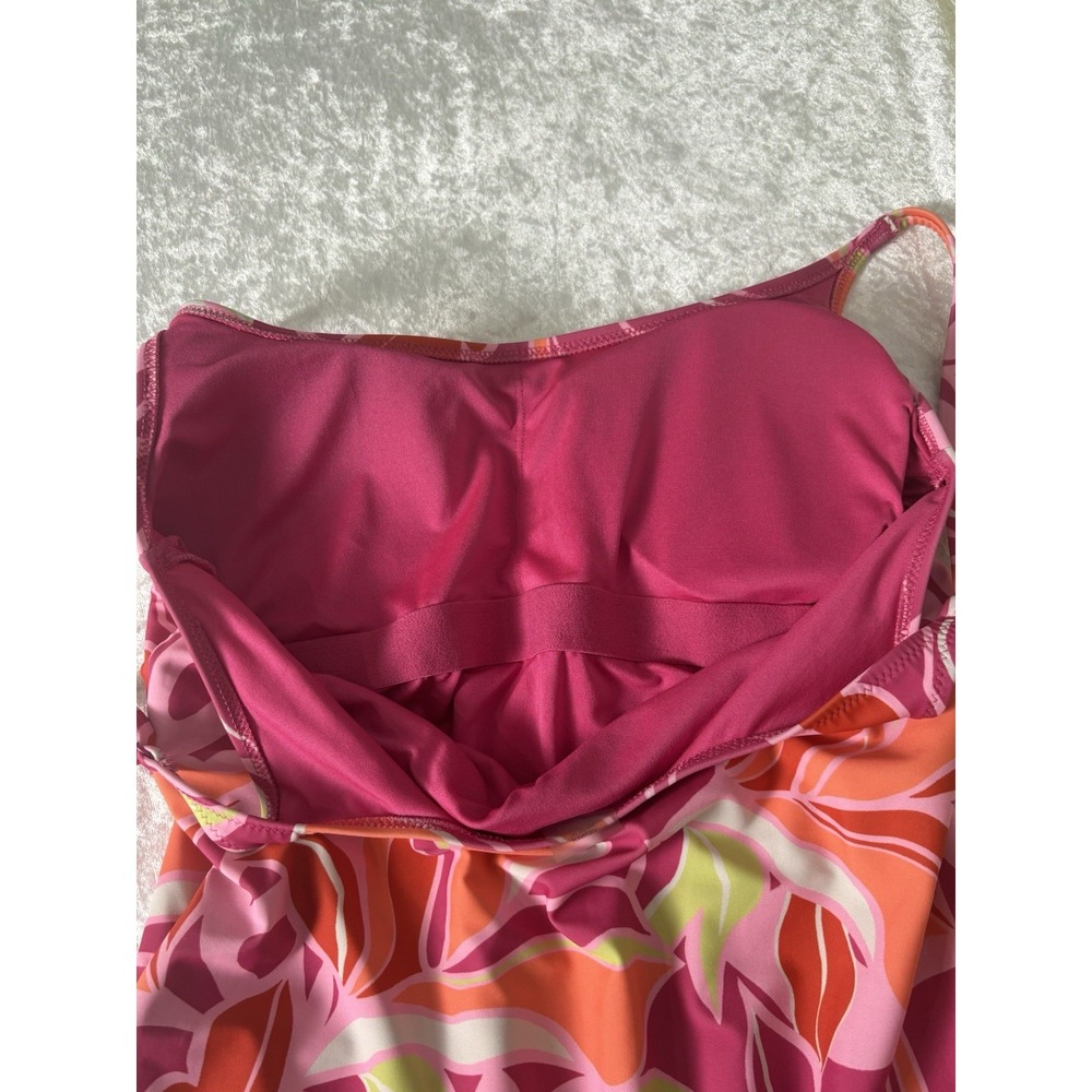 Old Navy Floral‎ One Piece Swimsuit Medium Pink Orange Tropical Beach Pool M - Picture 7 of 8